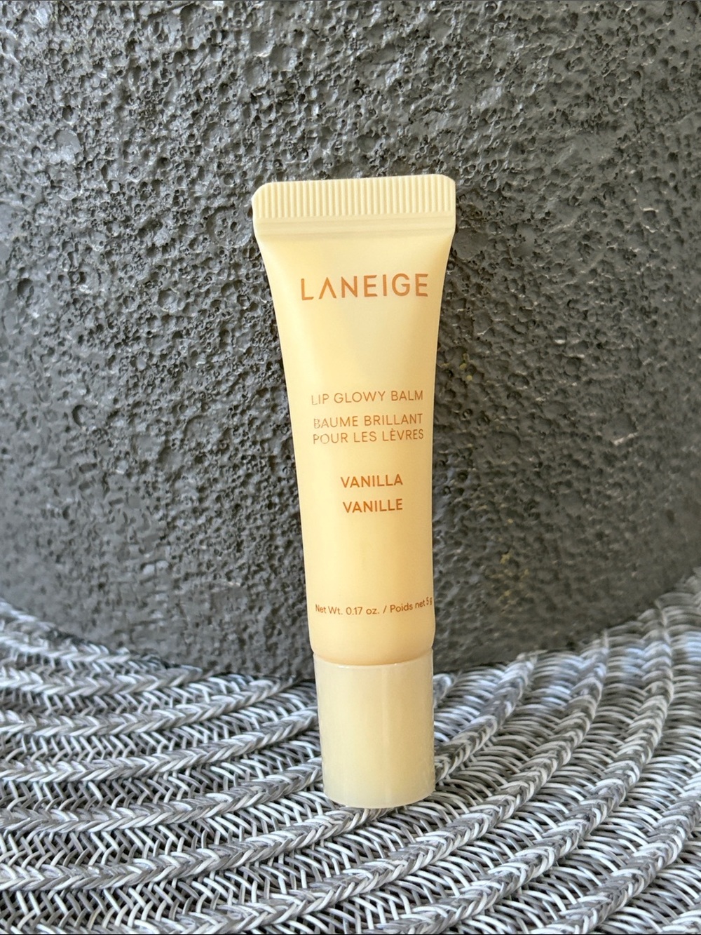 ❤️$8 NWT LANEIGE Lip Glowy Balm Vanilla 5g
